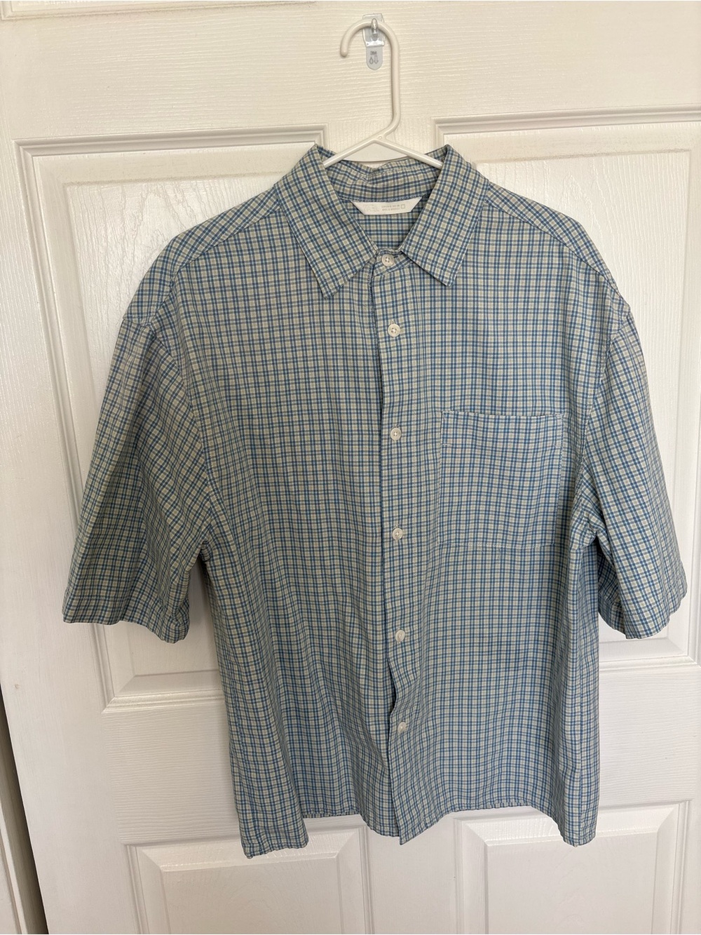 Zara Men's Short-Sleeve Blue and White Check Button-Down Shirt